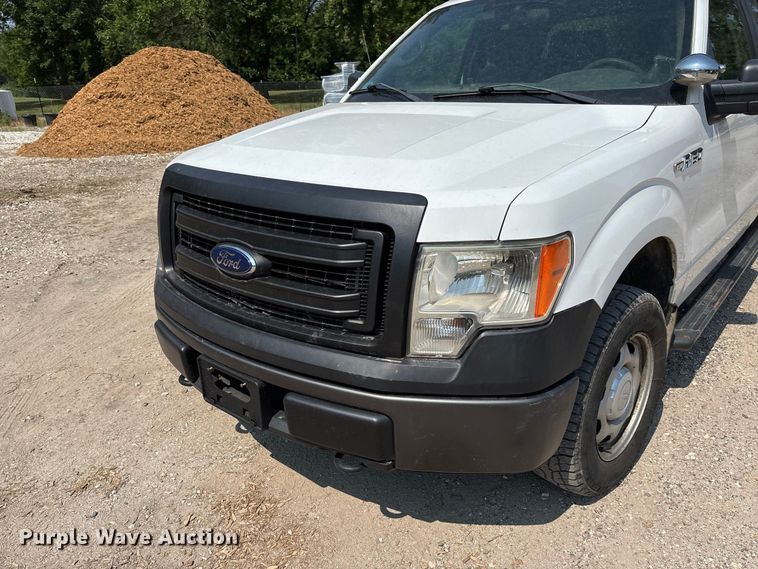 image for item FC2013 2013 Ford F-150 Ext. Cab pickup truck