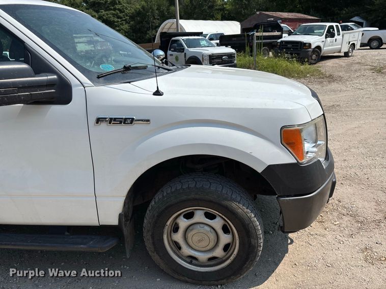 image for item FC2013 2013 Ford F-150 Ext. Cab pickup truck