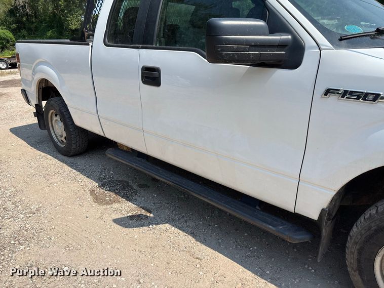 image for item FC2013 2013 Ford F-150 Ext. Cab pickup truck