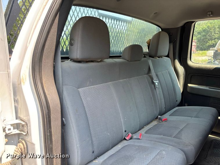 image for item FC2013 2013 Ford F-150 Ext. Cab pickup truck