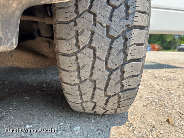 image for item FC2013 2013 Ford F-150 Ext. Cab pickup truck