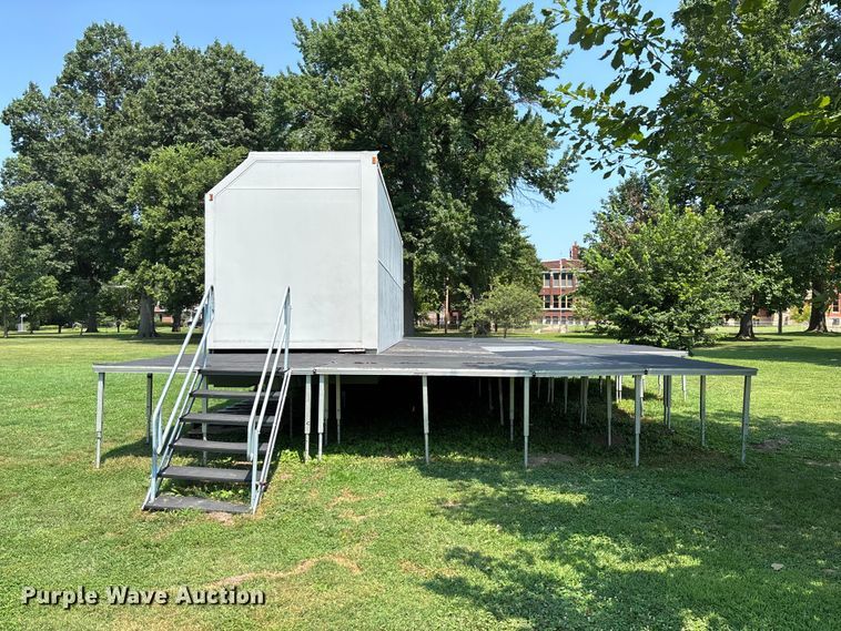 image for item FC2014 1995 Wenger Showmobile 88A1 mobile stage trailer