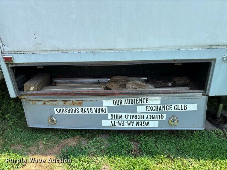 image for item FC2014 1995 Wenger Showmobile 88A1 mobile stage trailer
