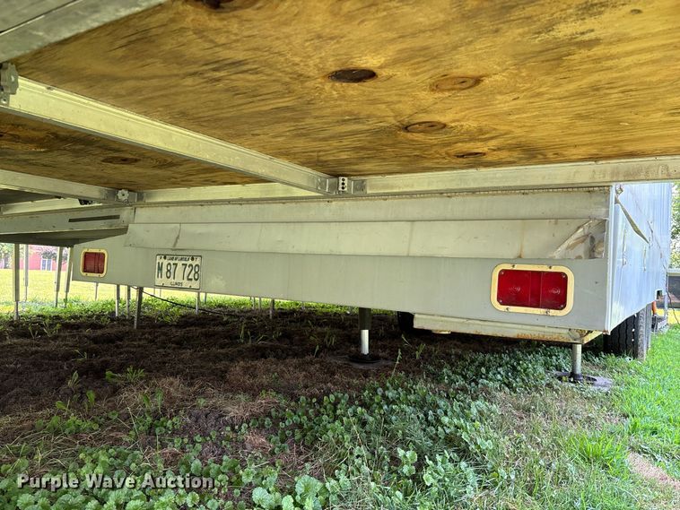 image for item FC2014 1995 Wenger Showmobile 88A1 mobile stage trailer