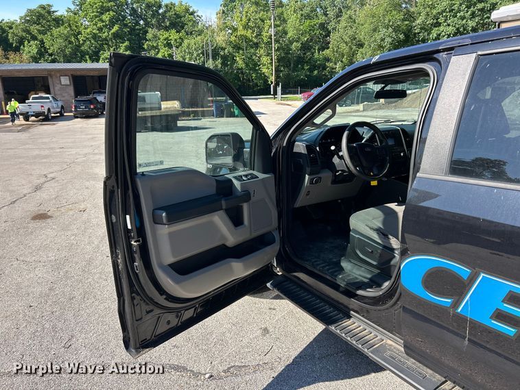 image for item FC2721 2019 Ford F150 Police Interceptor Crew Cab pickup truck