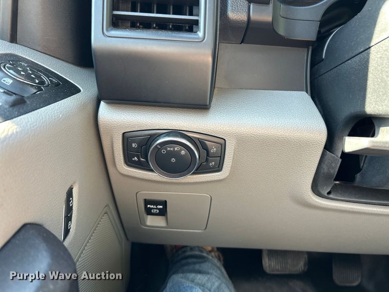 image for item FC2721 2019 Ford F150 Police Interceptor Crew Cab pickup truck