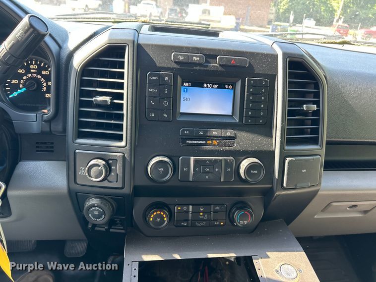image for item FC2721 2019 Ford F150 Police Interceptor Crew Cab pickup truck
