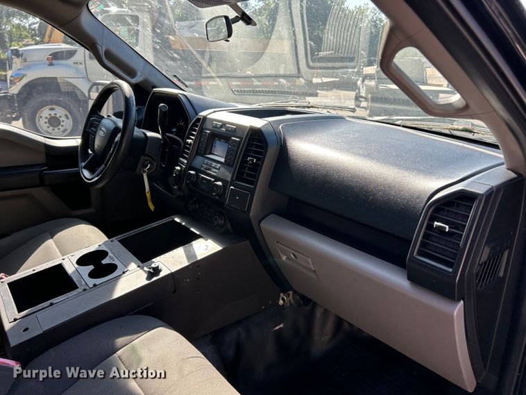 image for item FC2721 2019 Ford F150 Police Interceptor Crew Cab pickup truck