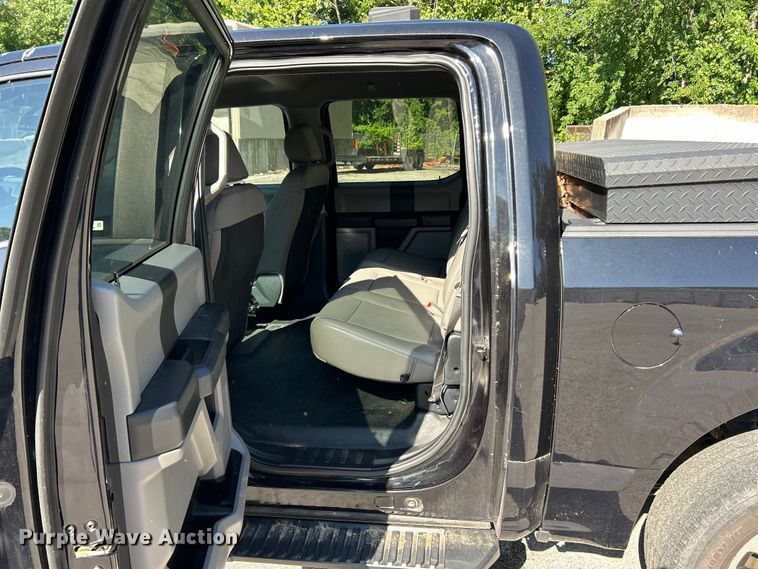 image for item FC2721 2019 Ford F150 Police Interceptor Crew Cab pickup truck
