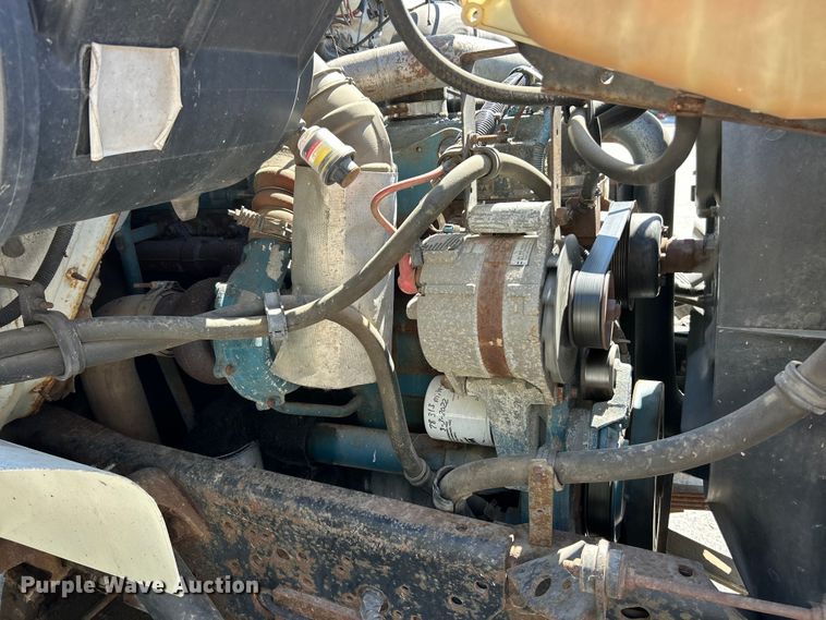 image for item FC2723 2000 International 4900 dump truck