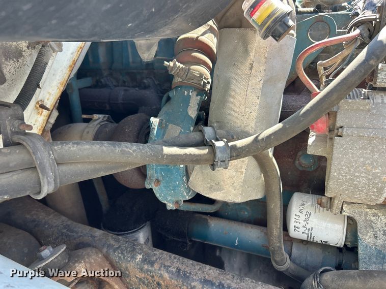image for item FC2723 2000 International 4900 dump truck