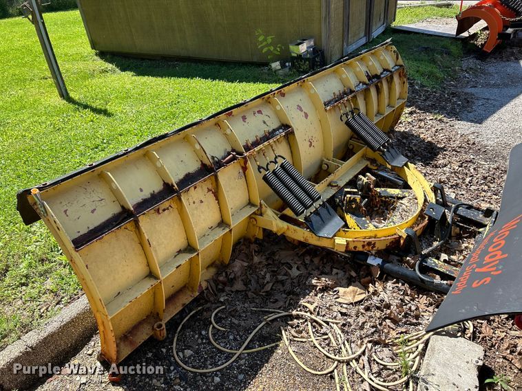 image for item FC2723 2000 International 4900 dump truck