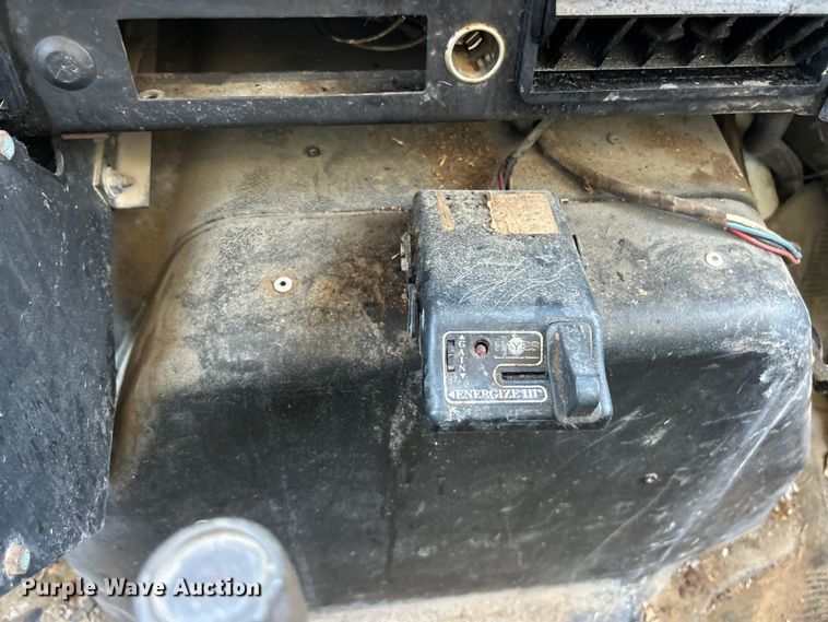 image for item FC2724 2001 International 4900 dump truck