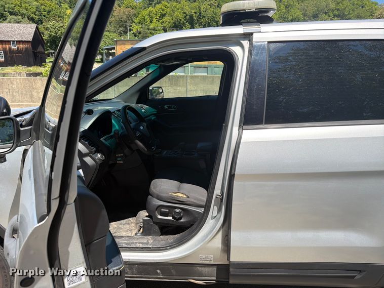 image for item FC3262 2016 Ford Explorer Police Interceptor SUV