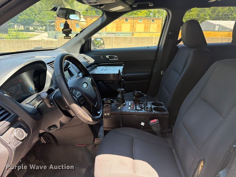 image for item FC3263 2017 Ford Explorer Police Interceptor SUV