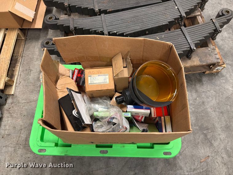 image for item FC3274 Truck parts