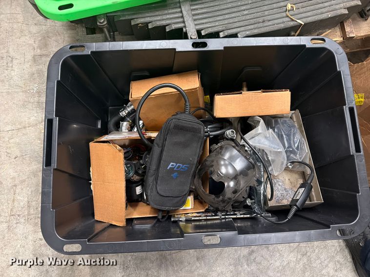 image for item FC3274 Truck parts