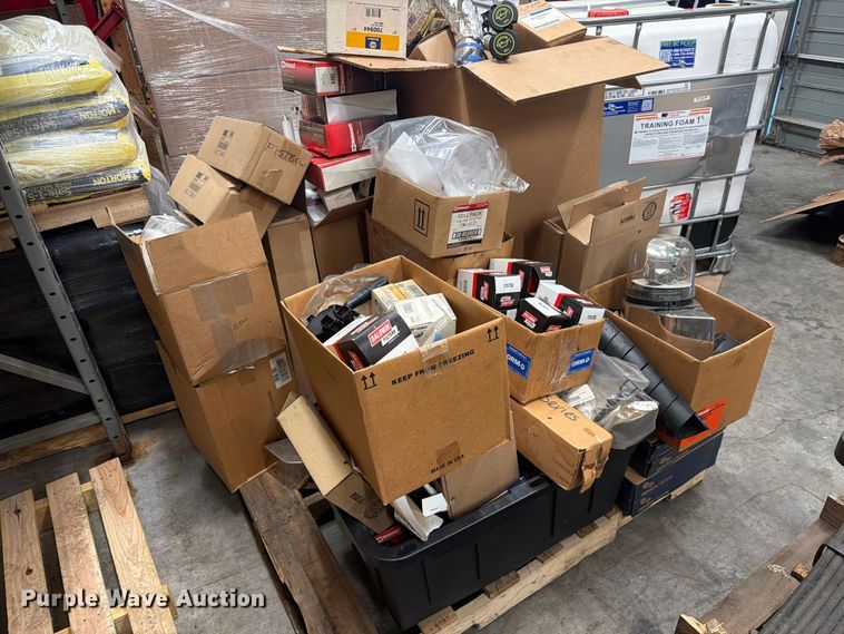 image for item FC3274 Truck parts