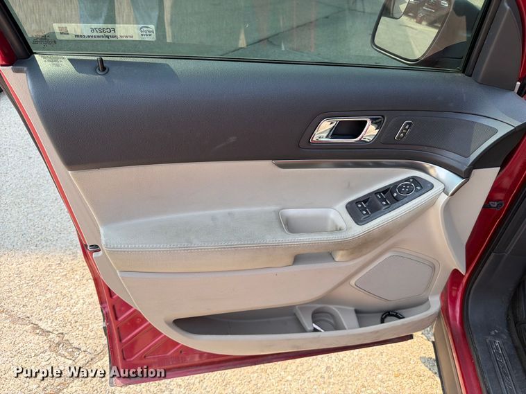 image for item FC3276 2012 Ford Explorer SUV