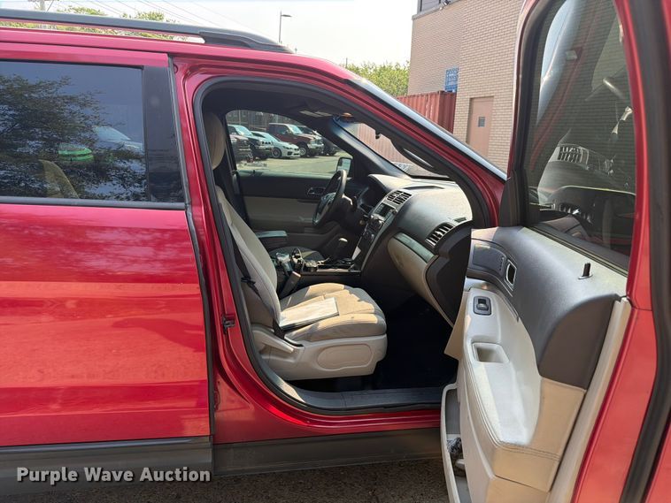 image for item FC3276 2012 Ford Explorer SUV