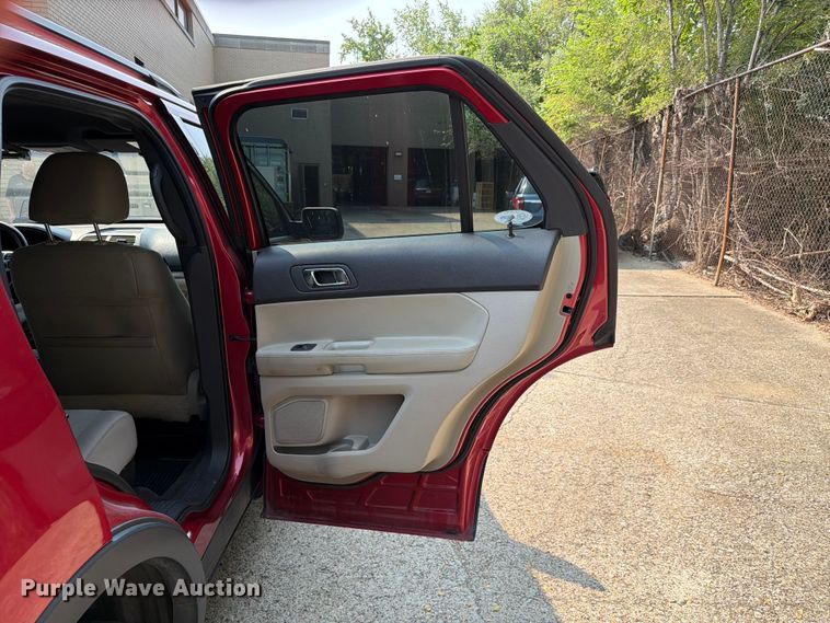 image for item FC3276 2012 Ford Explorer SUV