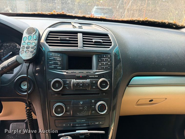 image for item FC3277 2016 Ford Explorer SUV