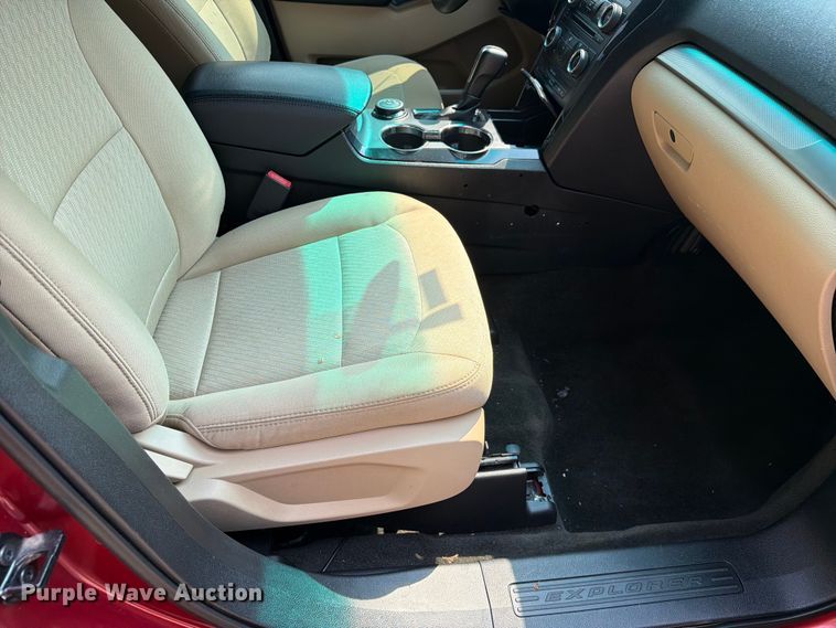 image for item FC3277 2016 Ford Explorer SUV