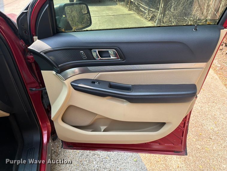 image for item FC3277 2016 Ford Explorer SUV
