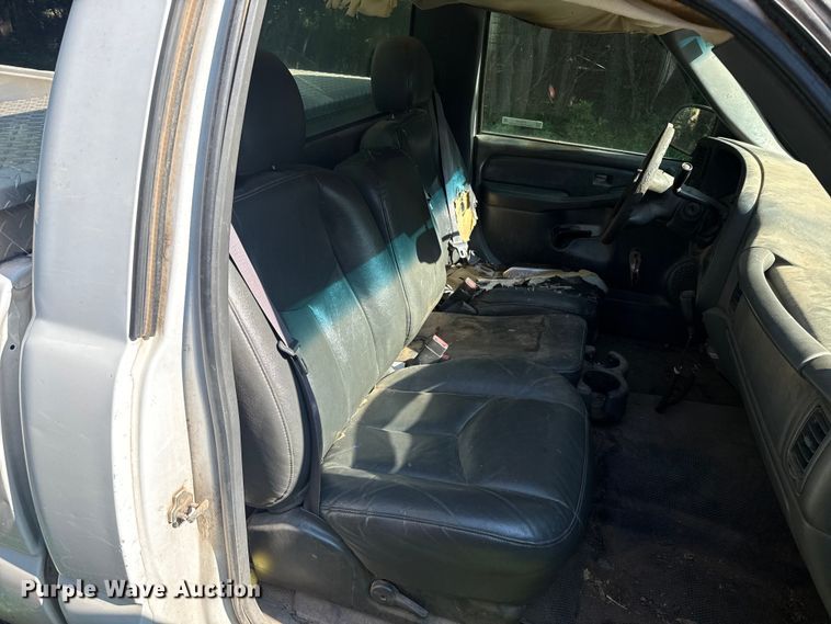 image for item FC4030 2006 Chevrolet Silverado 1500 pickup truck