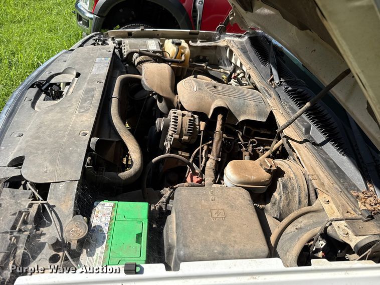image for item FC4030 2006 Chevrolet Silverado 1500 pickup truck