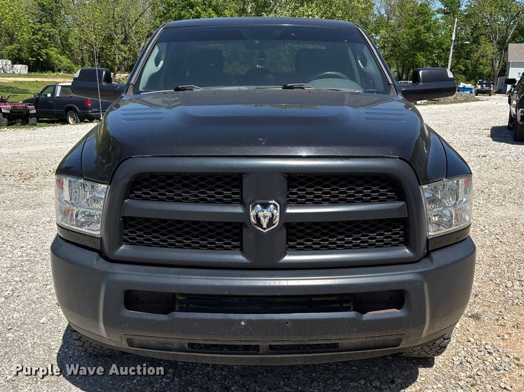 image for item FG0272 2017 RAM 2500 Crew Cab pickup truck