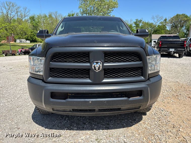 image for item FG0272 2017 RAM 2500 Crew Cab pickup truck