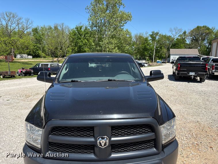 image for item FG0272 2017 RAM 2500 Crew Cab pickup truck