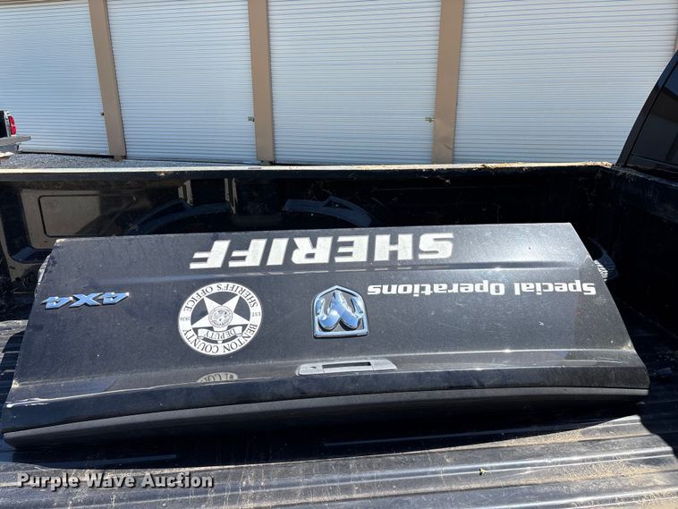 image for item FG0272 2017 RAM 2500 Crew Cab pickup truck