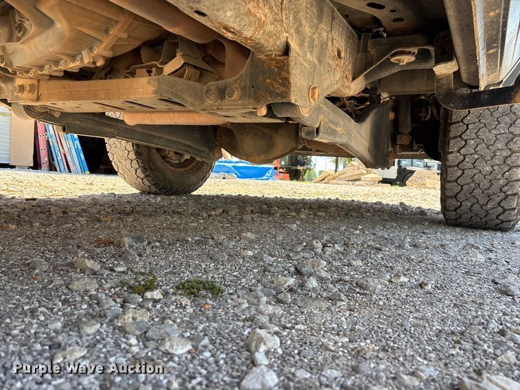 image for item FG0272 2017 RAM 2500 Crew Cab pickup truck