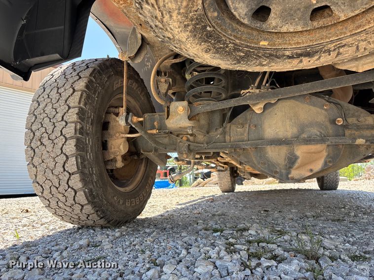 image for item FG0272 2017 RAM 2500 Crew Cab pickup truck