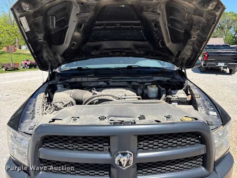 image for item FG0272 2017 RAM 2500 Crew Cab pickup truck