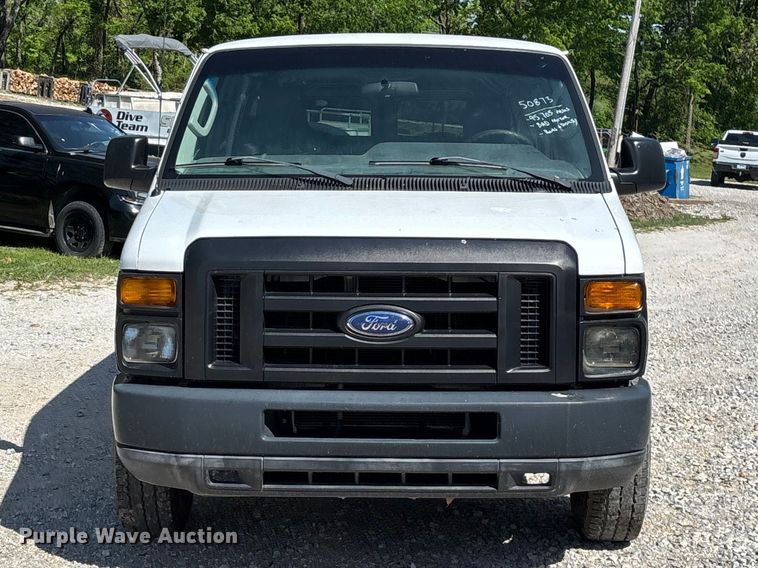 image for item FG0274 2011 Ford E350 van