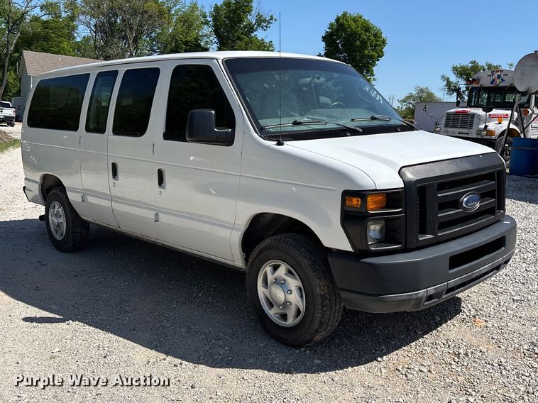 image for item FG0274 2011 Ford E350 van