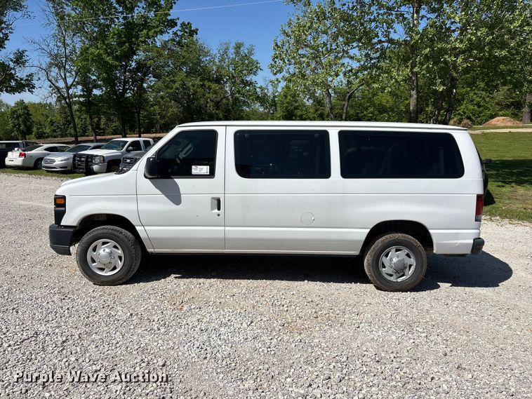 image for item FG0274 2011 Ford E350 van