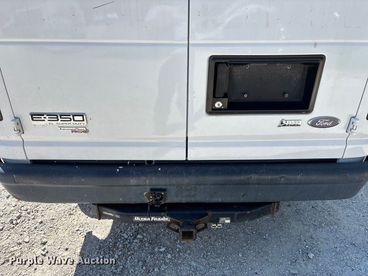 image for item FG0274 2011 Ford E350 van