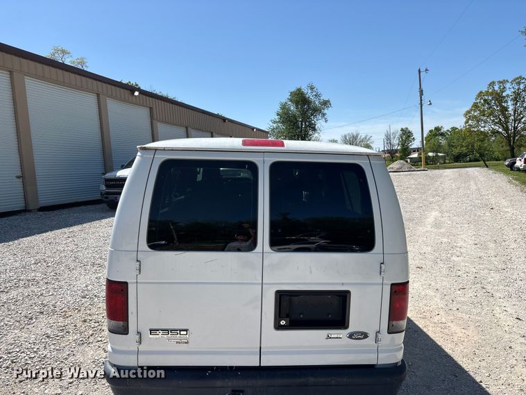 image for item FG0274 2011 Ford E350 van