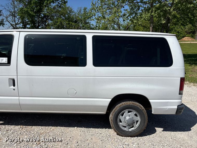 image for item FG0274 2011 Ford E350 van