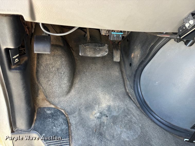 image for item FG0274 2011 Ford E350 van