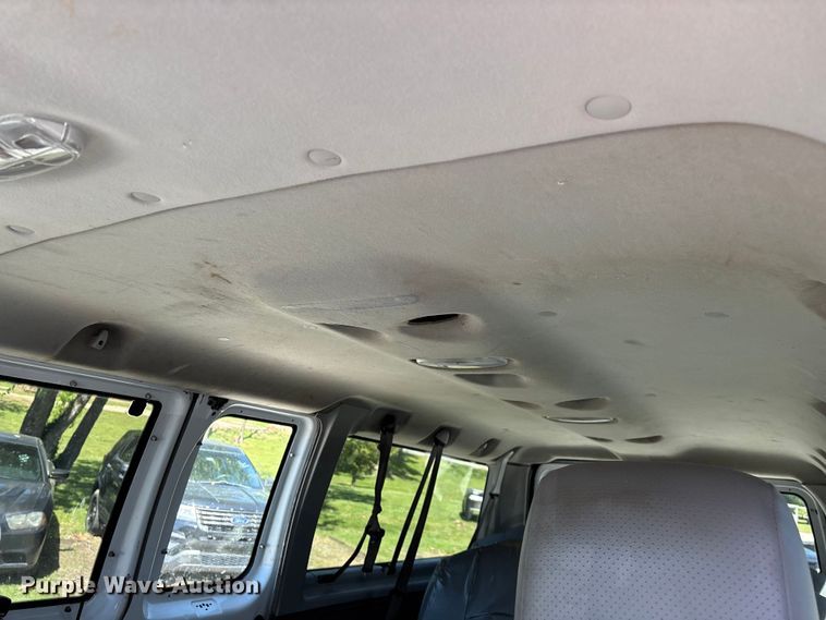image for item FG0274 2011 Ford E350 van