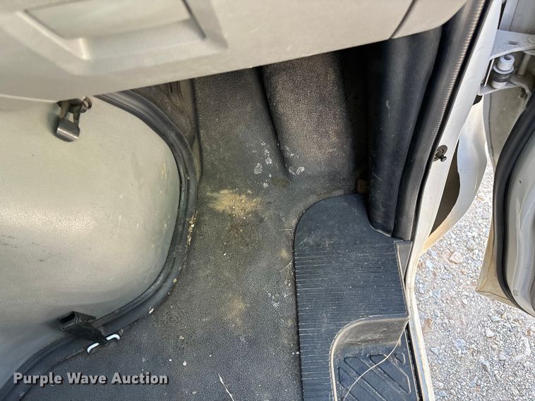 image for item FG0274 2011 Ford E350 van