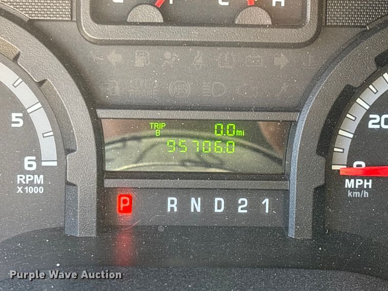 image for item FG0274 2011 Ford E350 van