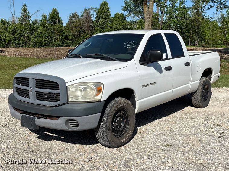 2007 Dodge Ram 1500 Ext. Cab pickup truck