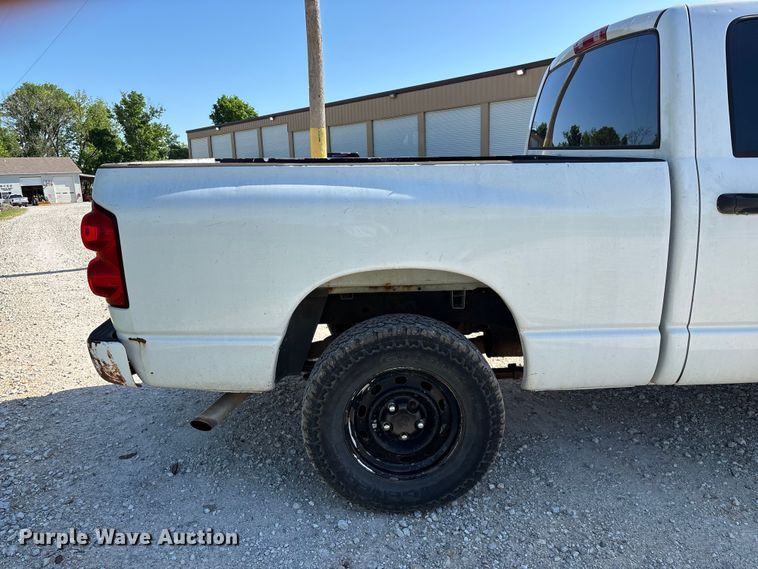 image for item FG0278 2007 Dodge Ram 1500 Ext. Cab pickup truck