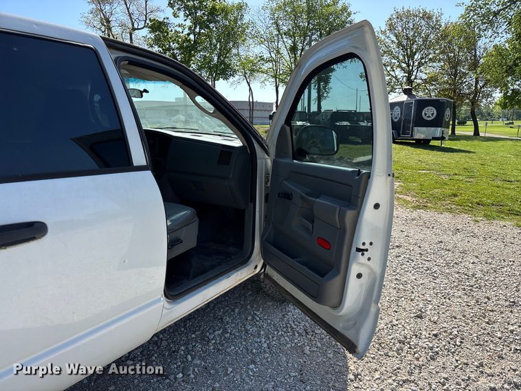 image for item FG0278 2007 Dodge Ram 1500 Ext. Cab pickup truck